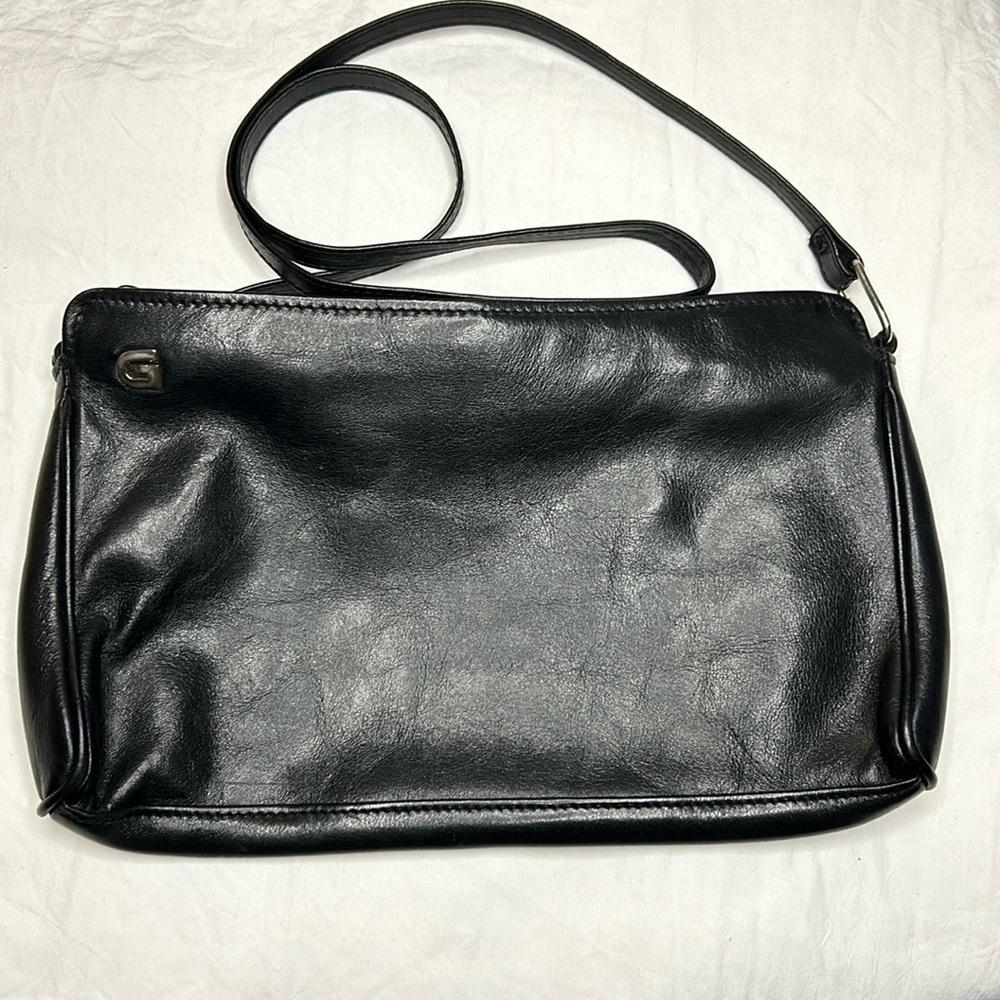 GANSON Vintage soft black Leather crossbody. Detachable leather straps.